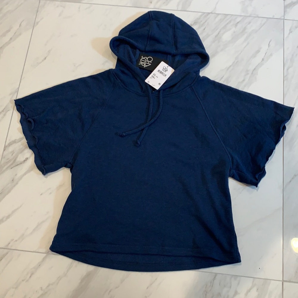 Chaser woman’s blue short sleeved hoodie size M